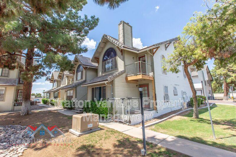 Condo for rent at 20 S Buena Vista Ave #208, Gilbert, AZ 85296