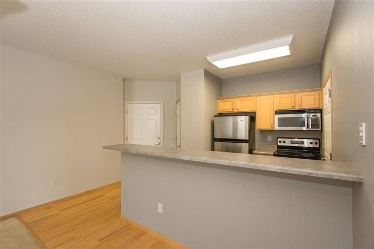 Condo for rent at 2450 Cascade Lane, Iowa City, IA 52246