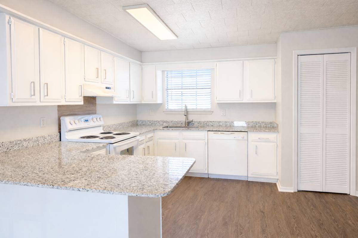 Apartment for rent at 14180 Oneal Rd, Gulfport, MS 39503