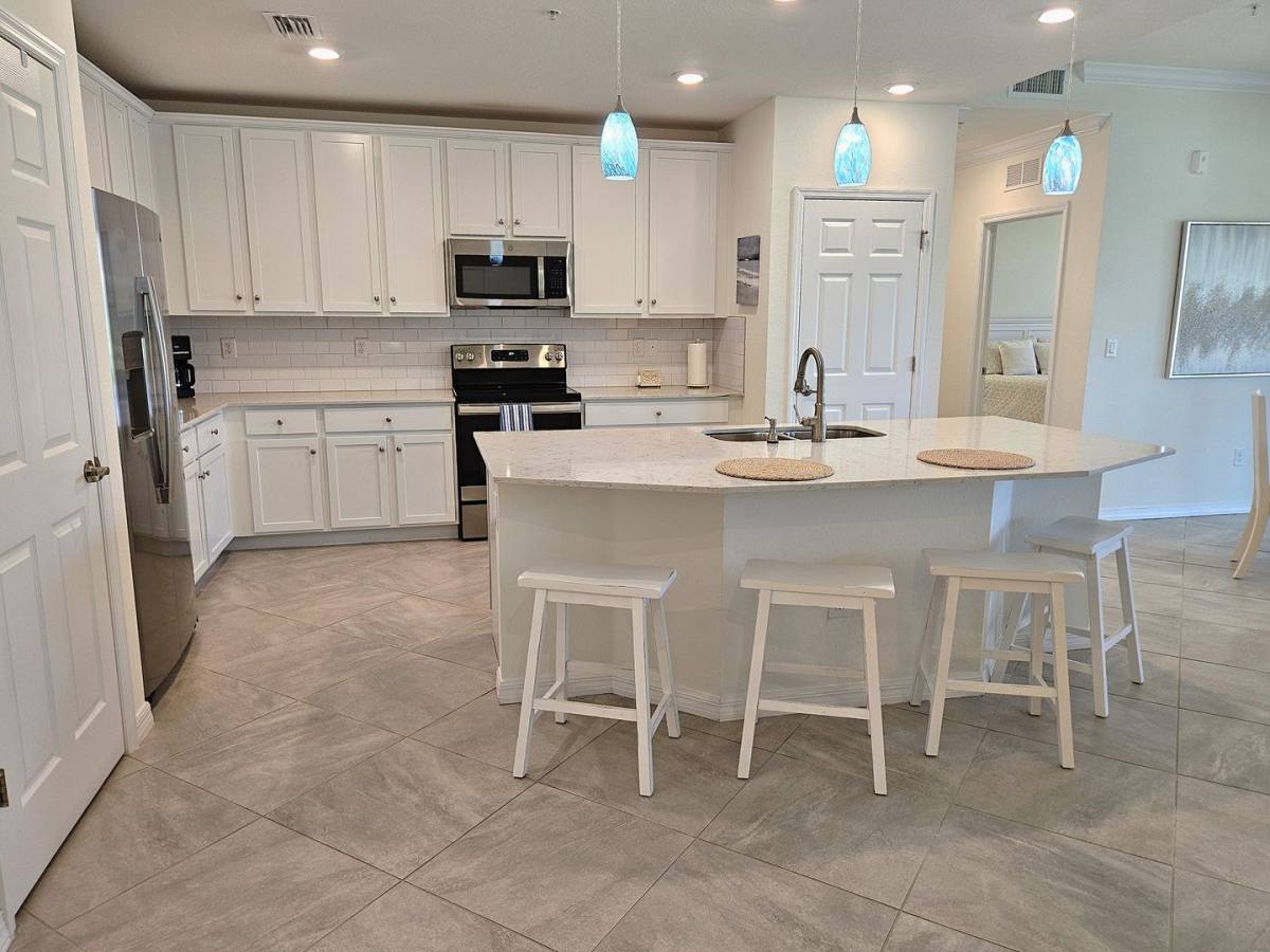 Condo for rent at 10042 Crooked Creek Dr, Venice, FL 34293