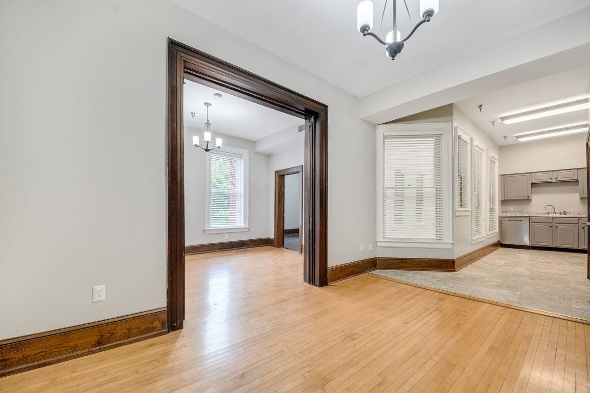 Apartment for rent at 622 Georgia Ave, Chattanooga, TN 37402