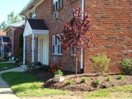 Apartment for rent at 100 Lucas Dr, Bordentown, NJ 08505