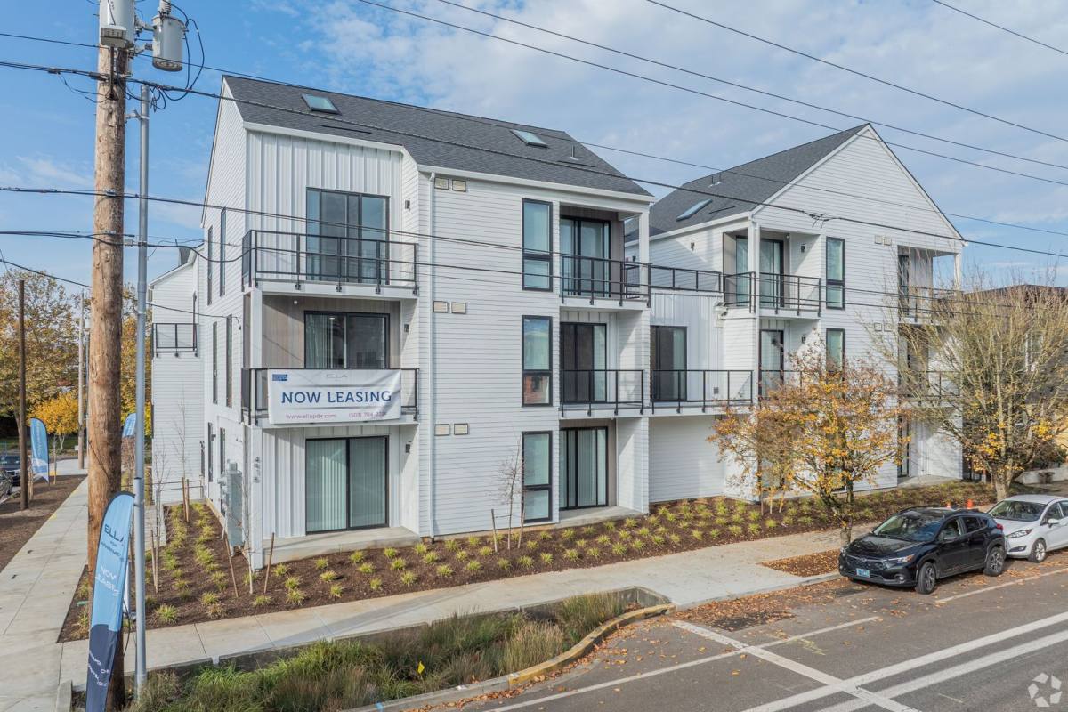 Apartment for rent at 4915 N Vancouver Ave, Portland, OR 97217