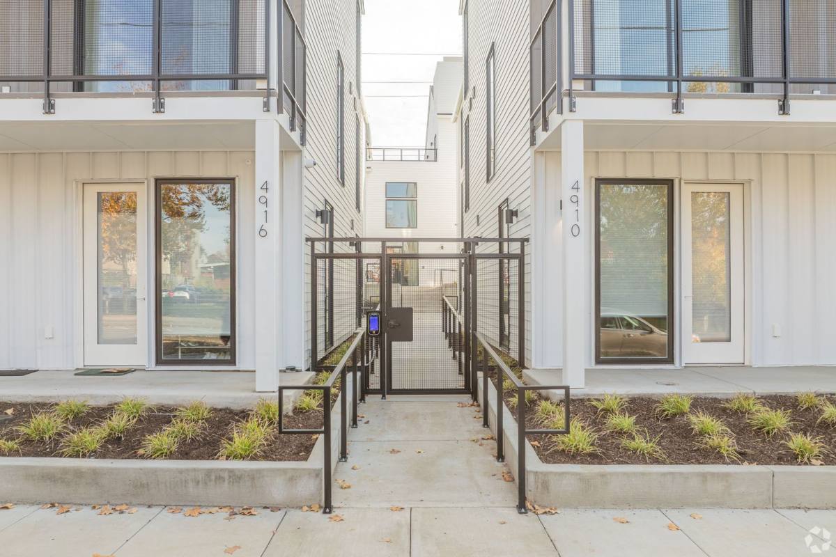 Apartment for rent at 4915 N Vancouver Ave, Portland, OR 97217
