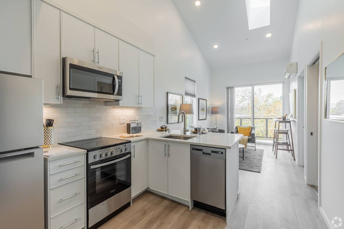 Apartment for rent at 4915 N Vancouver Ave, Portland, OR 97217