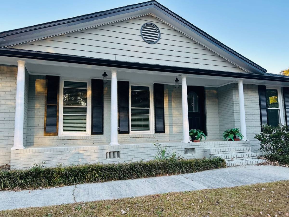 House for rent at 2664 Abington Dr, Snellville, GA 30078