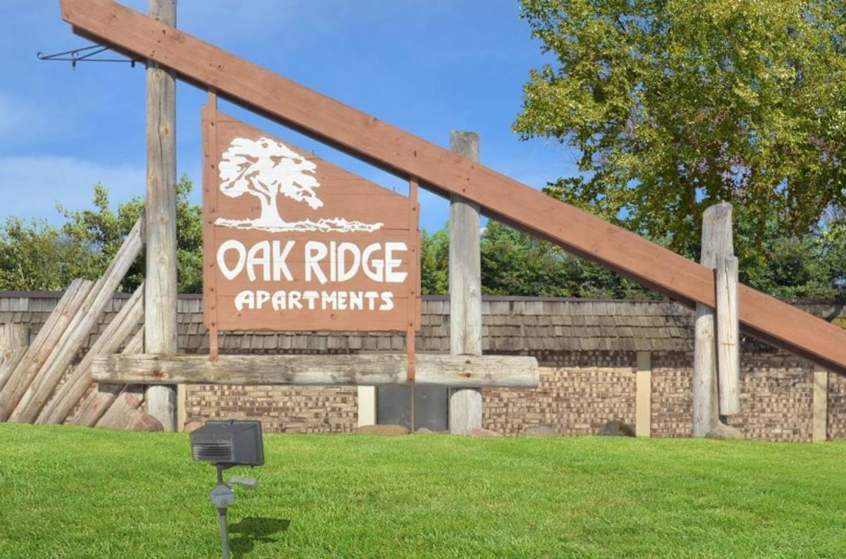 Apartment for rent at 640 Oak Ridge Rd, Hopkins, MN 55305