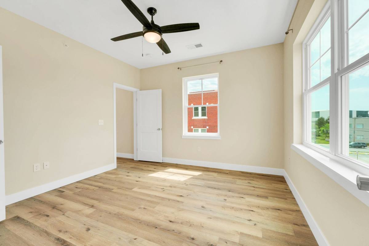 Apartment for rent at 519 E Cherry St, Springfield, MO 65806
