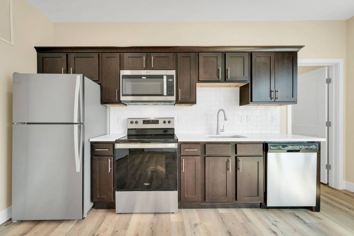 Apartment for rent at 519 E Cherry St, Springfield, MO 65806