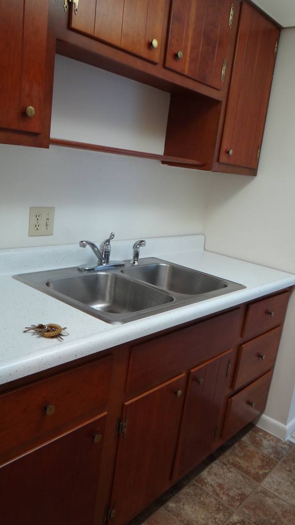 Apartment for rent at 995, 997 N Market St, Troy, OH 45373