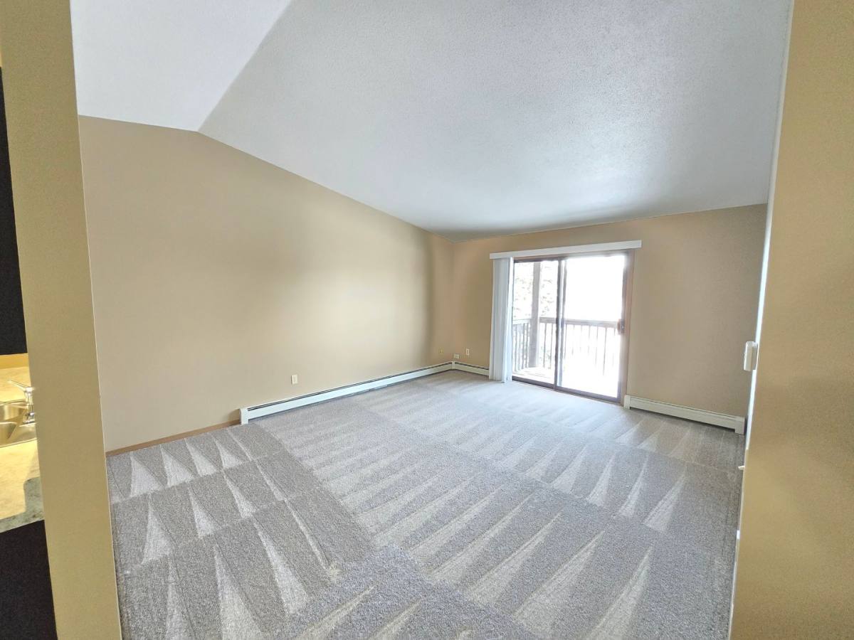 Apartment for rent at 5811 W Christopher Place, Sioux Falls, SD 57106