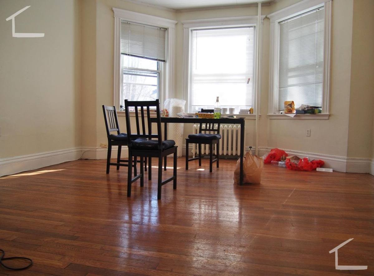 Apartment for rent at 17 Euston St #2, Brookline, MA 02446