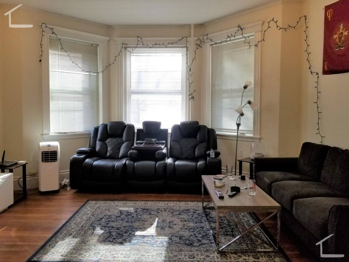 Apartment for rent at 17 Euston St #2, Brookline, MA 02446