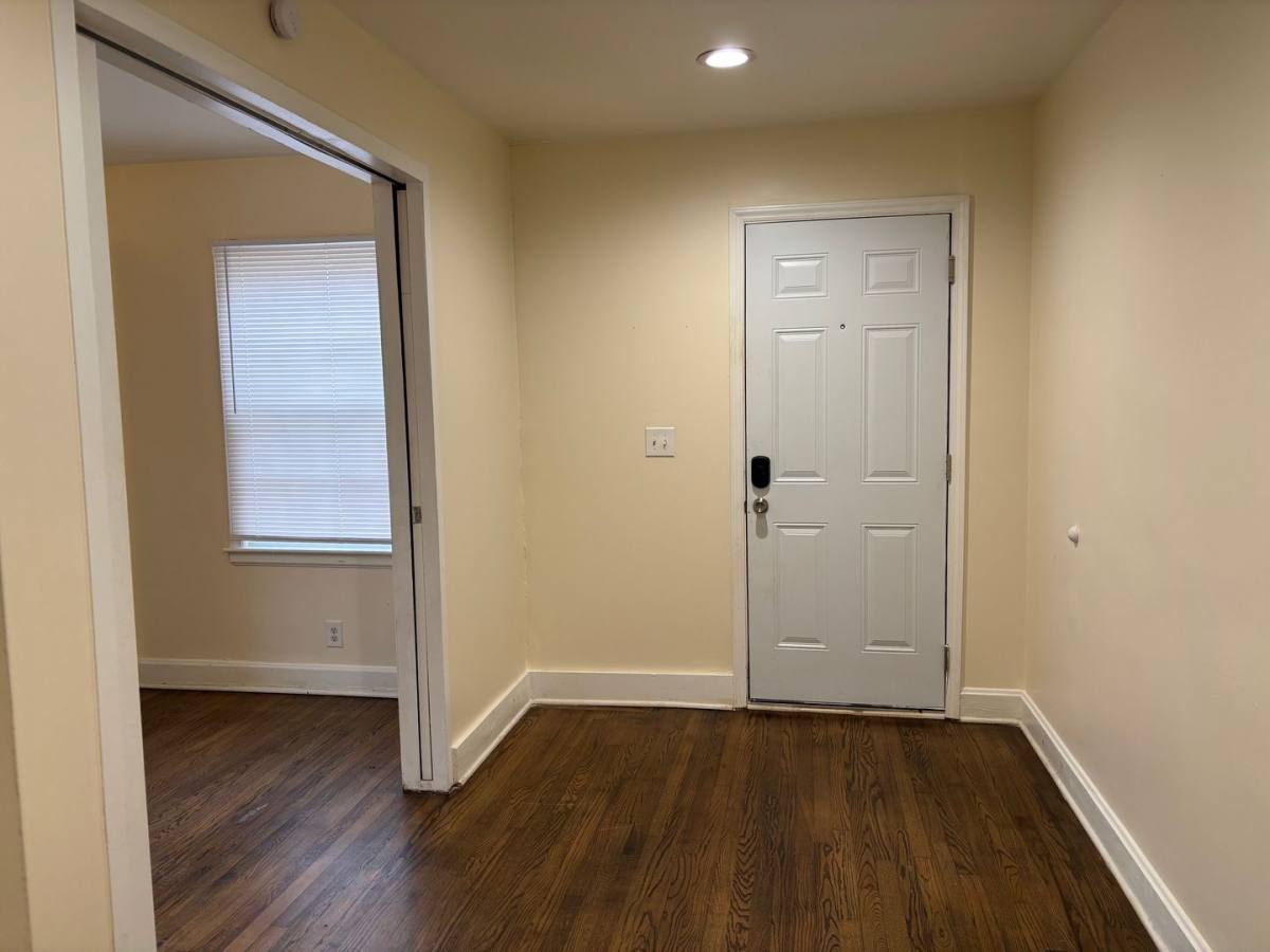 Apartment for rent at 2920 A & B Archdale Rd, High Point, NC 27263