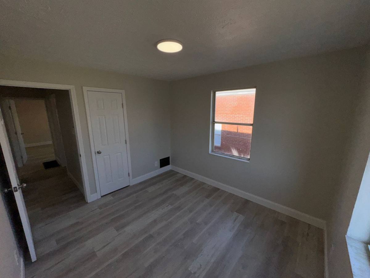 Apartment for rent at 148 S Powell Ave, Columbus, OH 43204