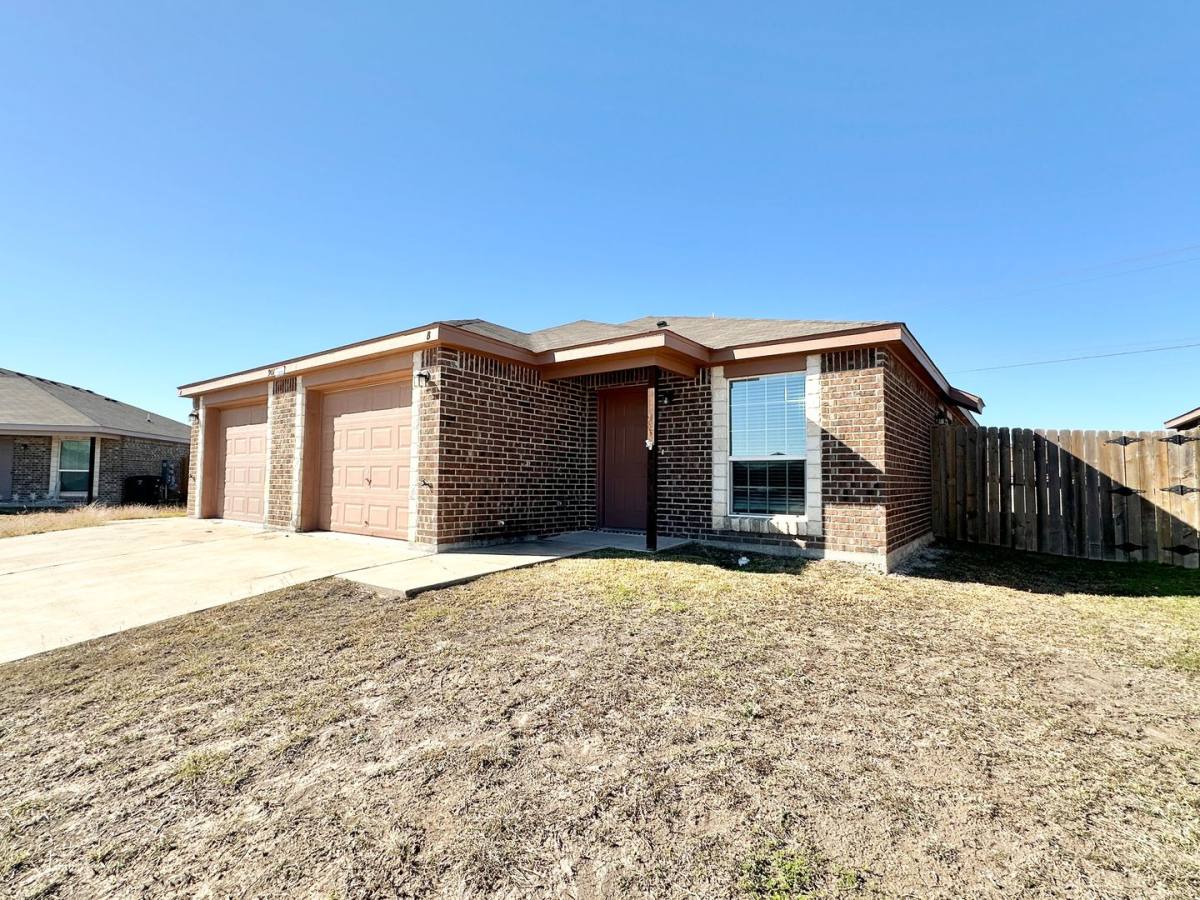 Townhouse for rent at 901 Lasso Dr, Killeen, TX 76543