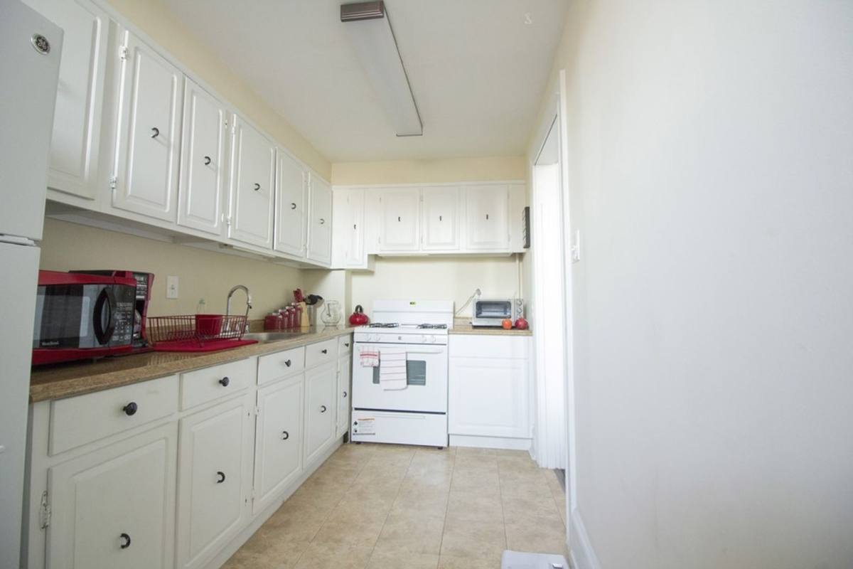 Apartment for rent at 1410 Eutaw Place, Baltimore, MD 21217