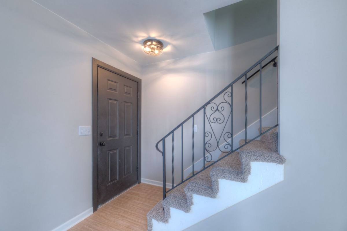 Townhouse for rent at 5214 E47th Place, Tulsa, OK 74135