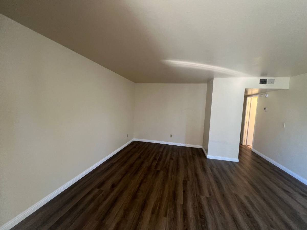 Apartment for rent at 1954 Country Club Court, Yuba City, CA 95991