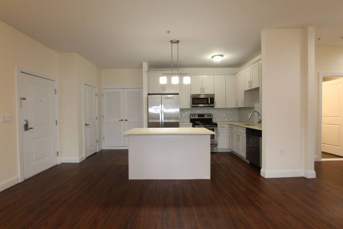 Apartment for rent at 297 Palisade Ave, Bogota, NJ 07603