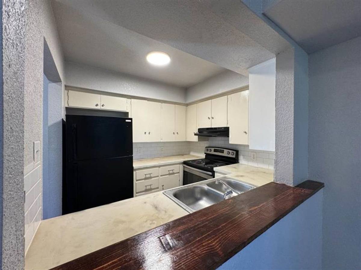 Apartment for rent at 520 Gentleman Rd, San Antonio, TX 78201