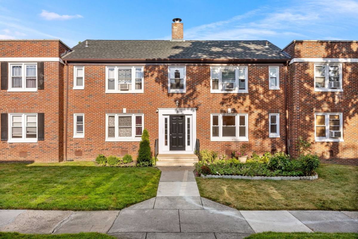 Apartment for rent at 50 W Maple Ave, Merchantville, NJ 08109