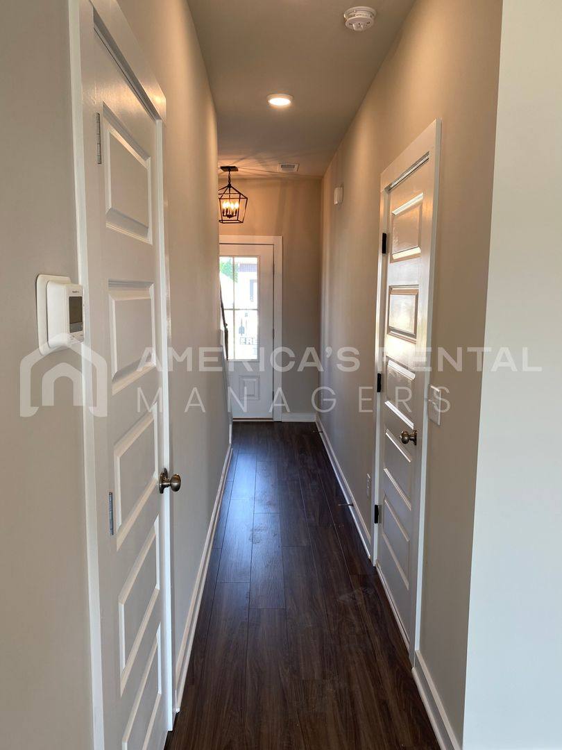 House for rent at 11 Co Rd, Cullman, AL 35058