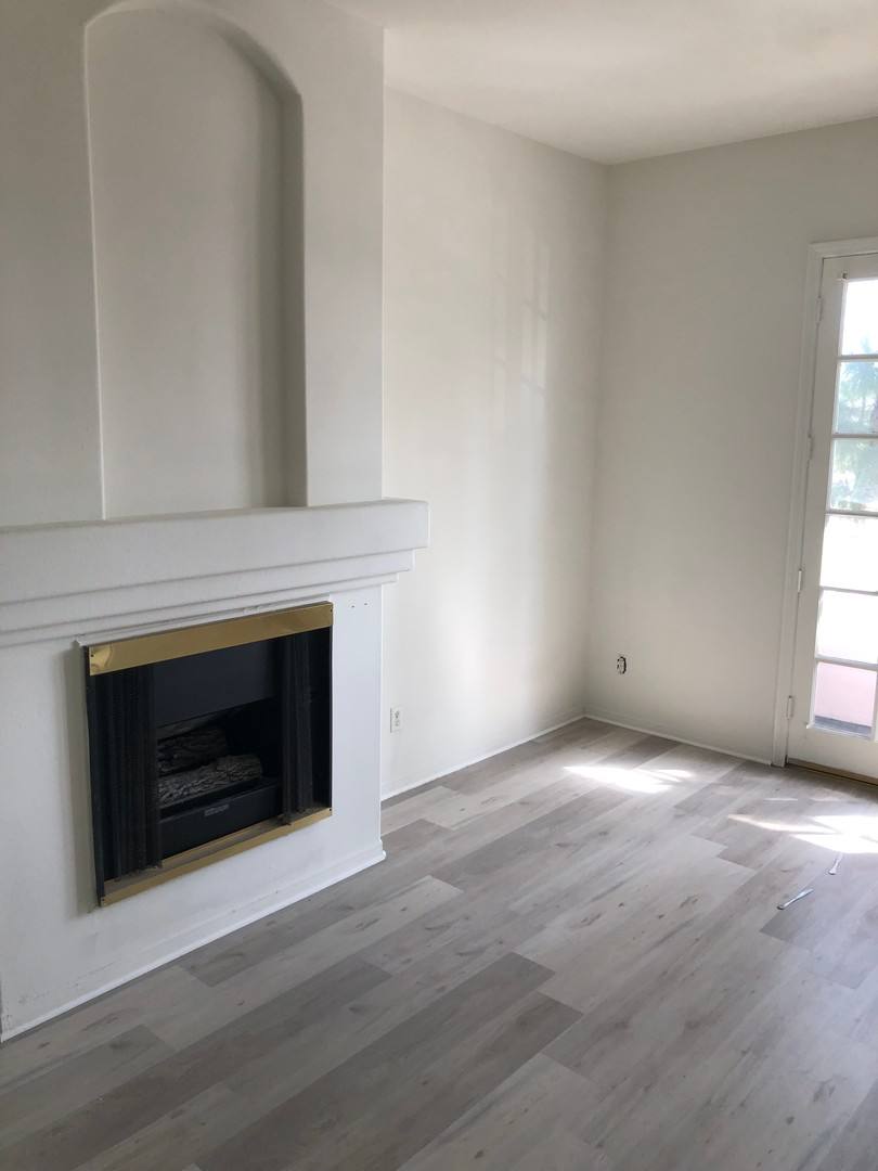 Apartment for rent at 5430 Alvern Circle, Los Angeles, CA 90045