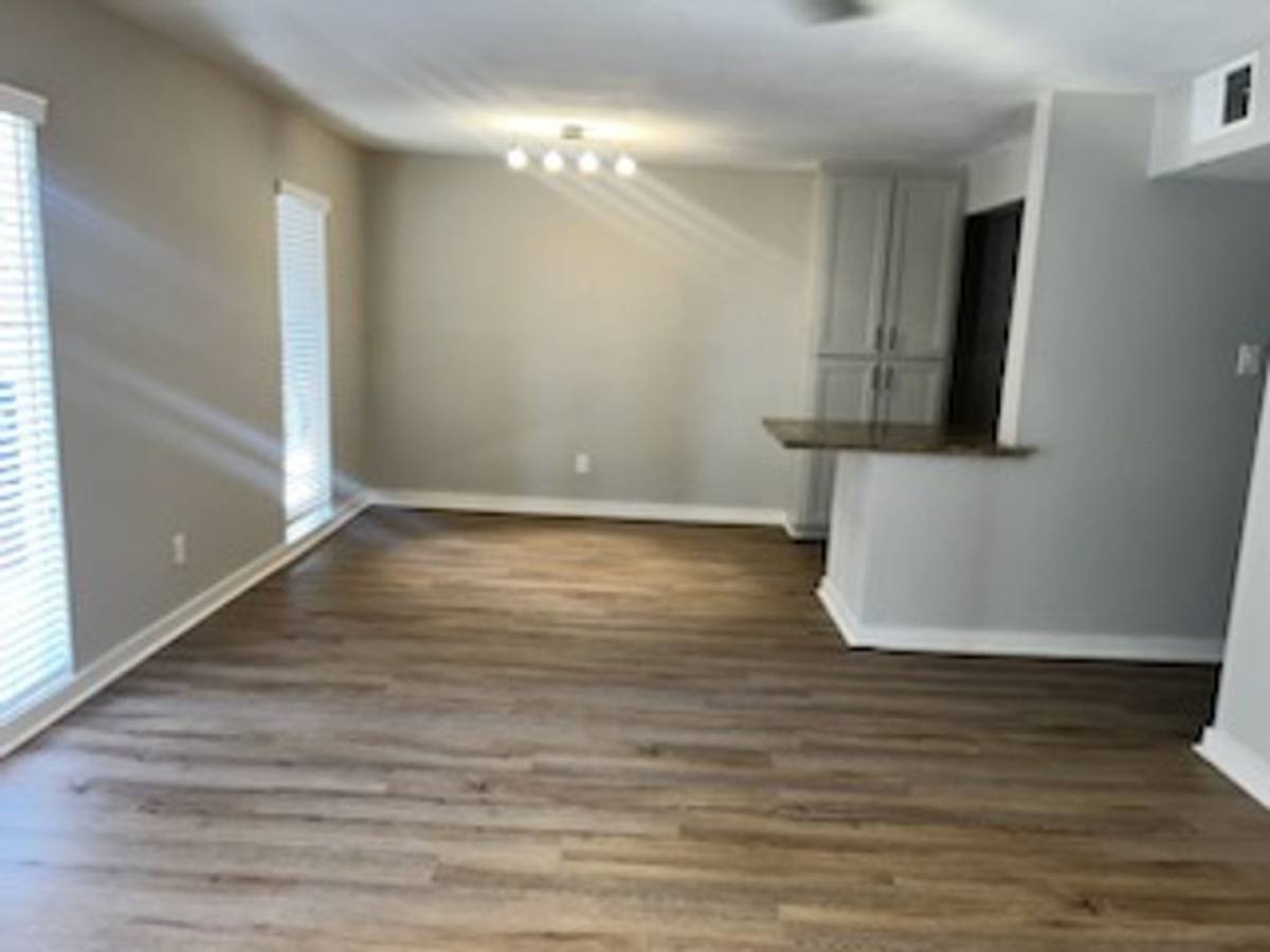 Apartment for rent at 2008 Colquitt St, Houston, TX 77098