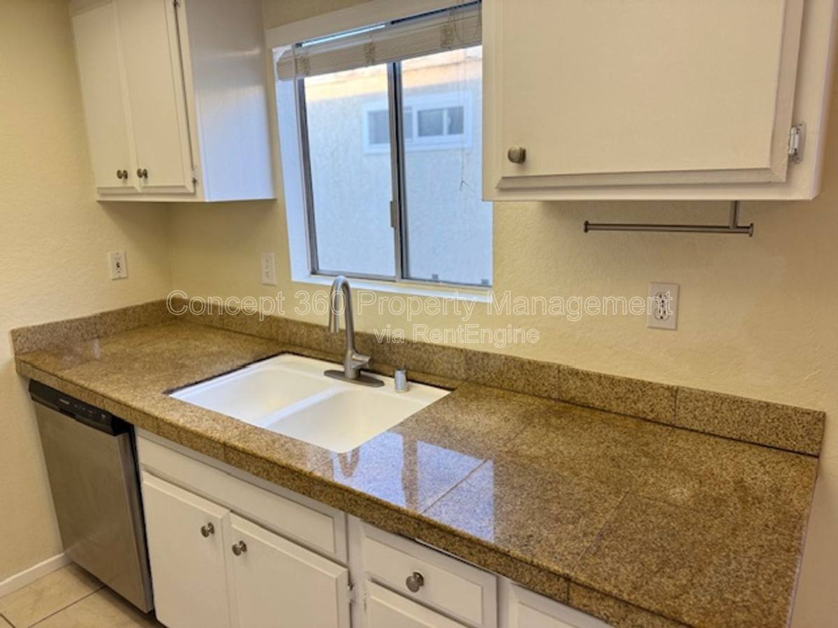 114 20th St #C, Huntington Beach, CA 92648 - Apartment For Rent - Image 9