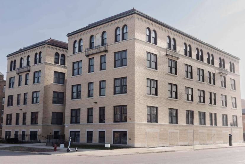 Apartment for rent at 711 W Alexandrine St, Detroit, MI 48201