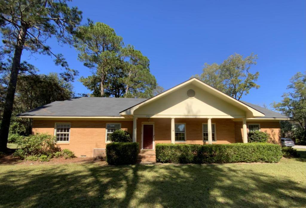 201 Highland Rd, Statesboro, GA 30458