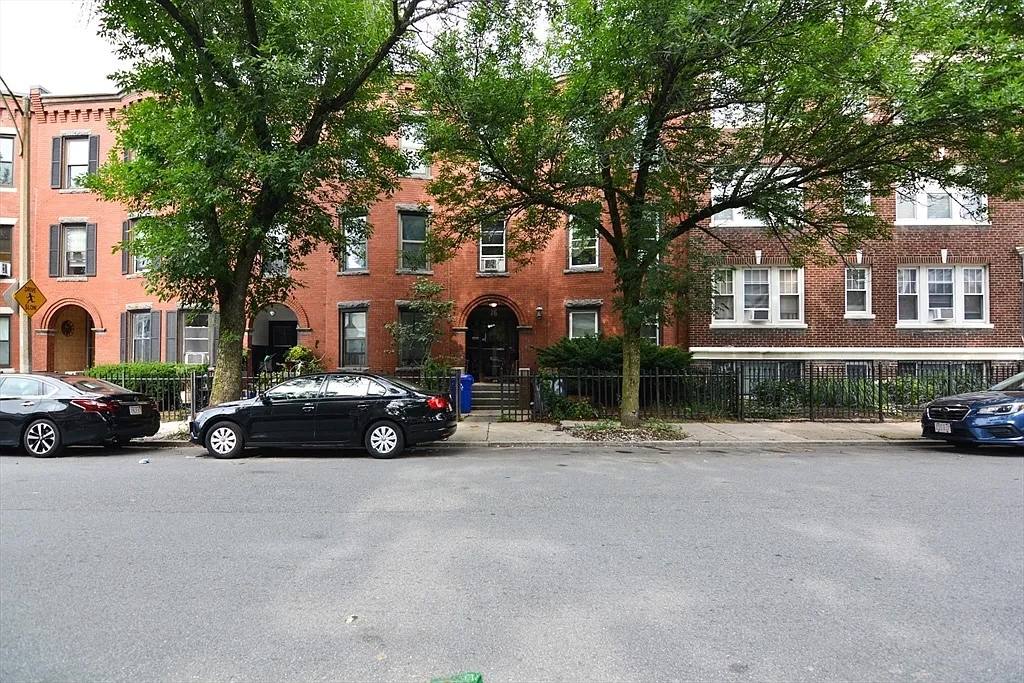 76 Florida St #2, Dorchester Center, MA 02124 - Apartment For Rent - Image 1