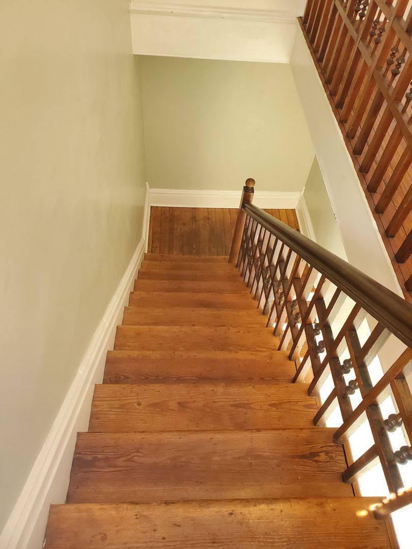 House for rent at 2402 Lincoln St, Savannah, GA 31401