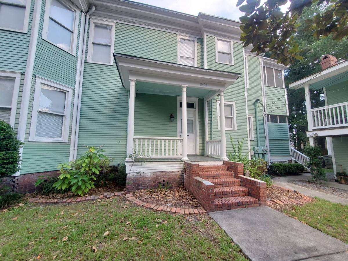House for rent at 2402 Lincoln St, Savannah, GA 31401