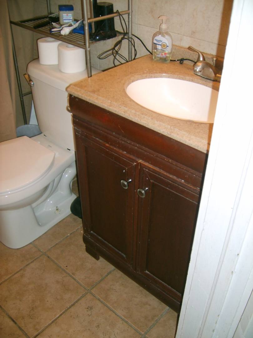 Apartment for rent at 1102 NW 3rd Ave #2, Gainesville, FL 32601
