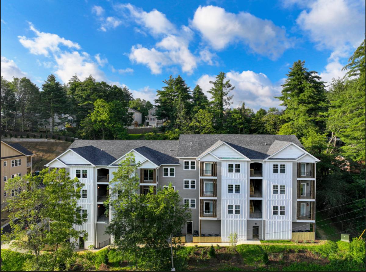 Apartment for rent at 2014 US-Highway 421 S, Boone, NC 28607