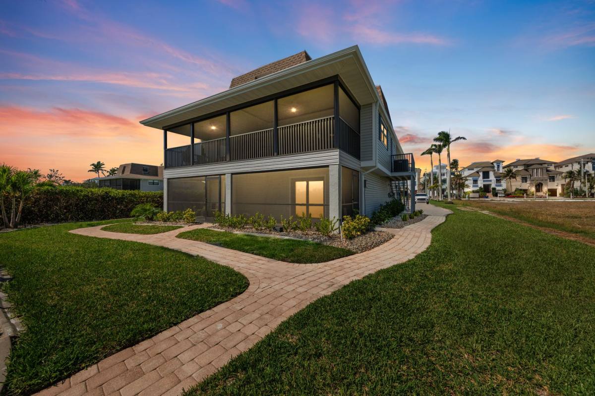 Townhouse for rent at 26773 Hickory Blvd, Bonita Springs, FL 34134