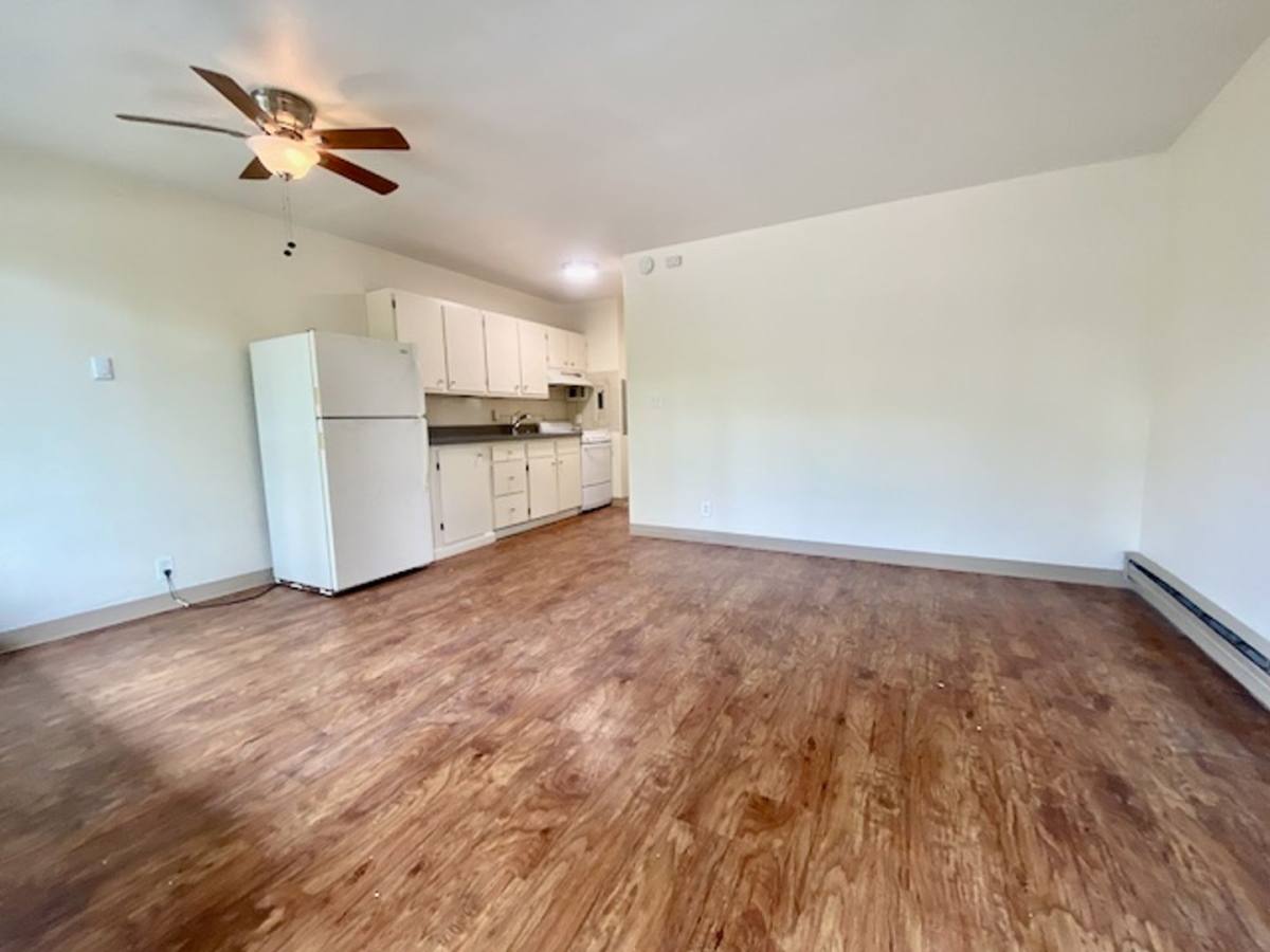 Apartment for rent at 525 E Harrison St, Seattle, WA 98102