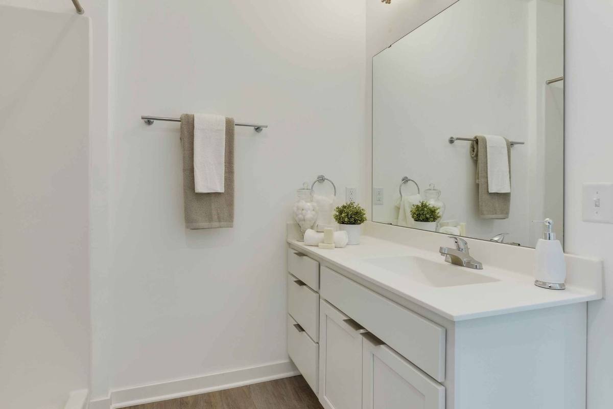 Apartment for rent at 2015 Lyndale Ave S, Minneapolis, MN 55405