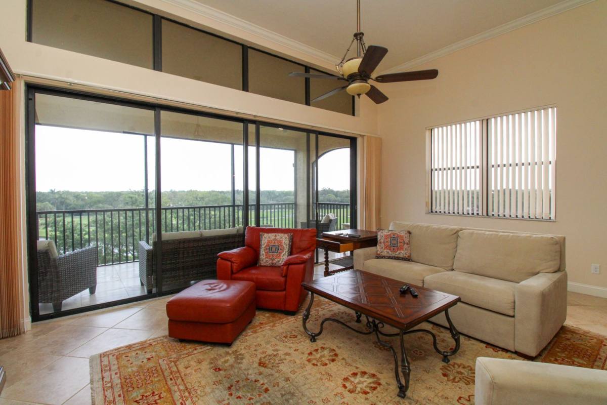 Apartment for rent at 7024 Pelican Bay Blvd, Naples, FL 34108