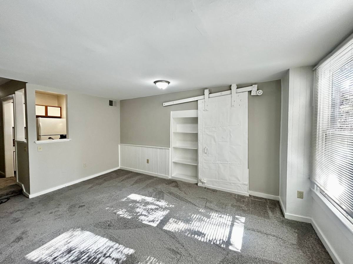 Apartment for rent at 506 W Franklin St, Baltimore, MD 21201