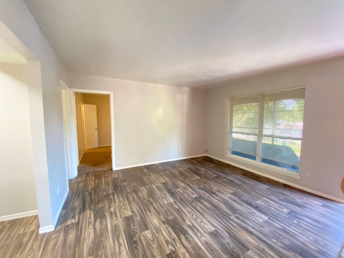 Apartment for rent at 1004 Allena Dr, San Antonio, TX 78213