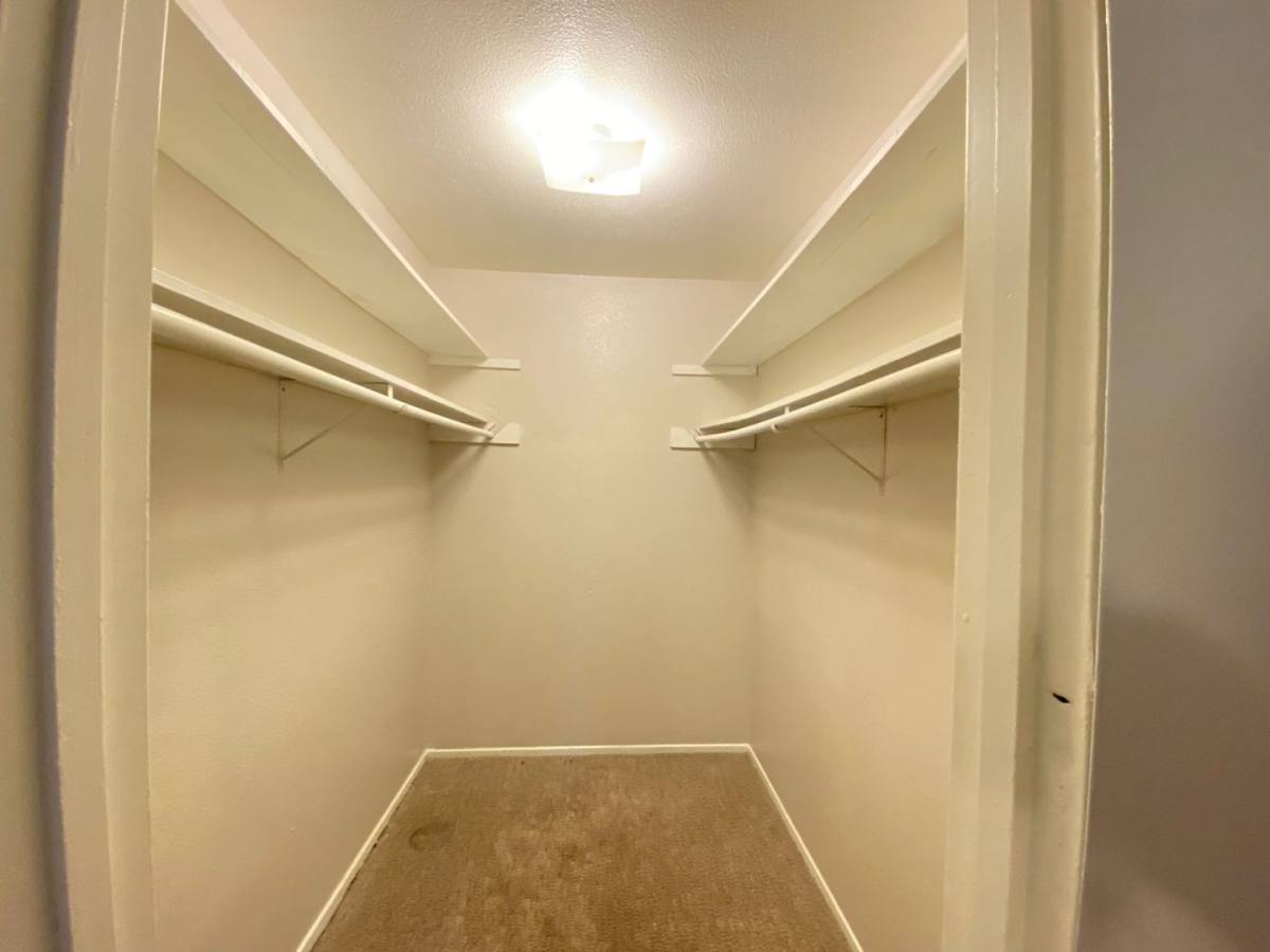 Apartment for rent at 1004 Allena Dr, San Antonio, TX 78213
