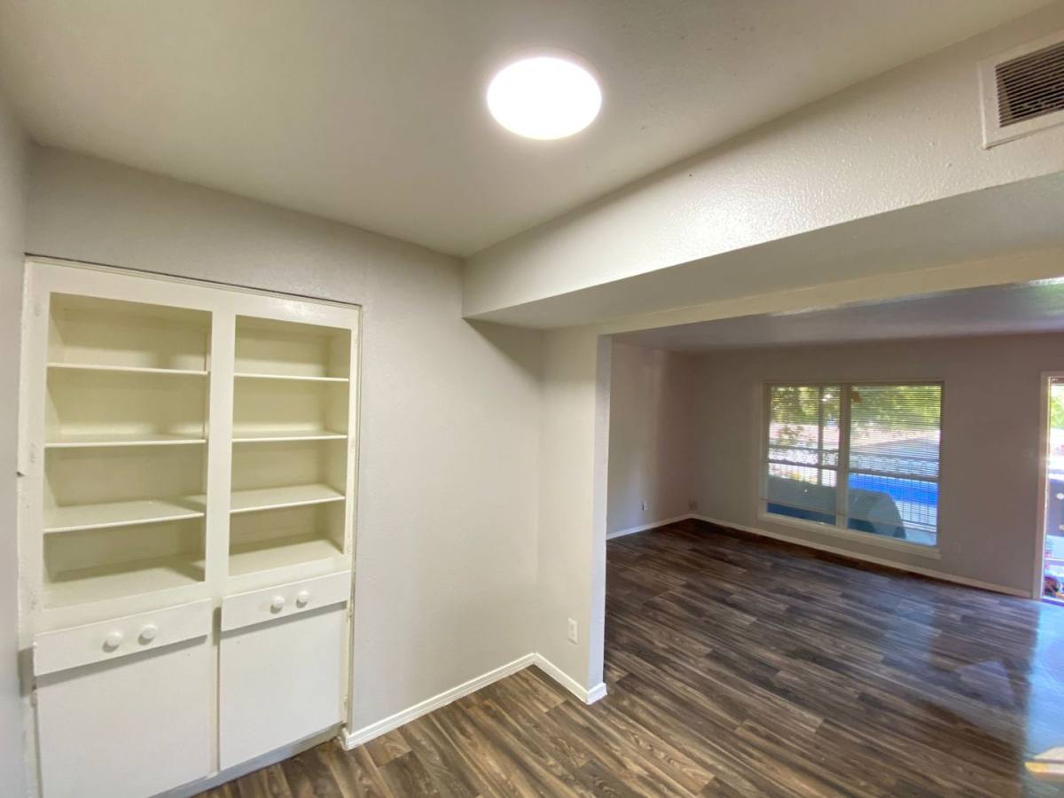 Apartment for rent at 1004 Allena Dr, San Antonio, TX 78213