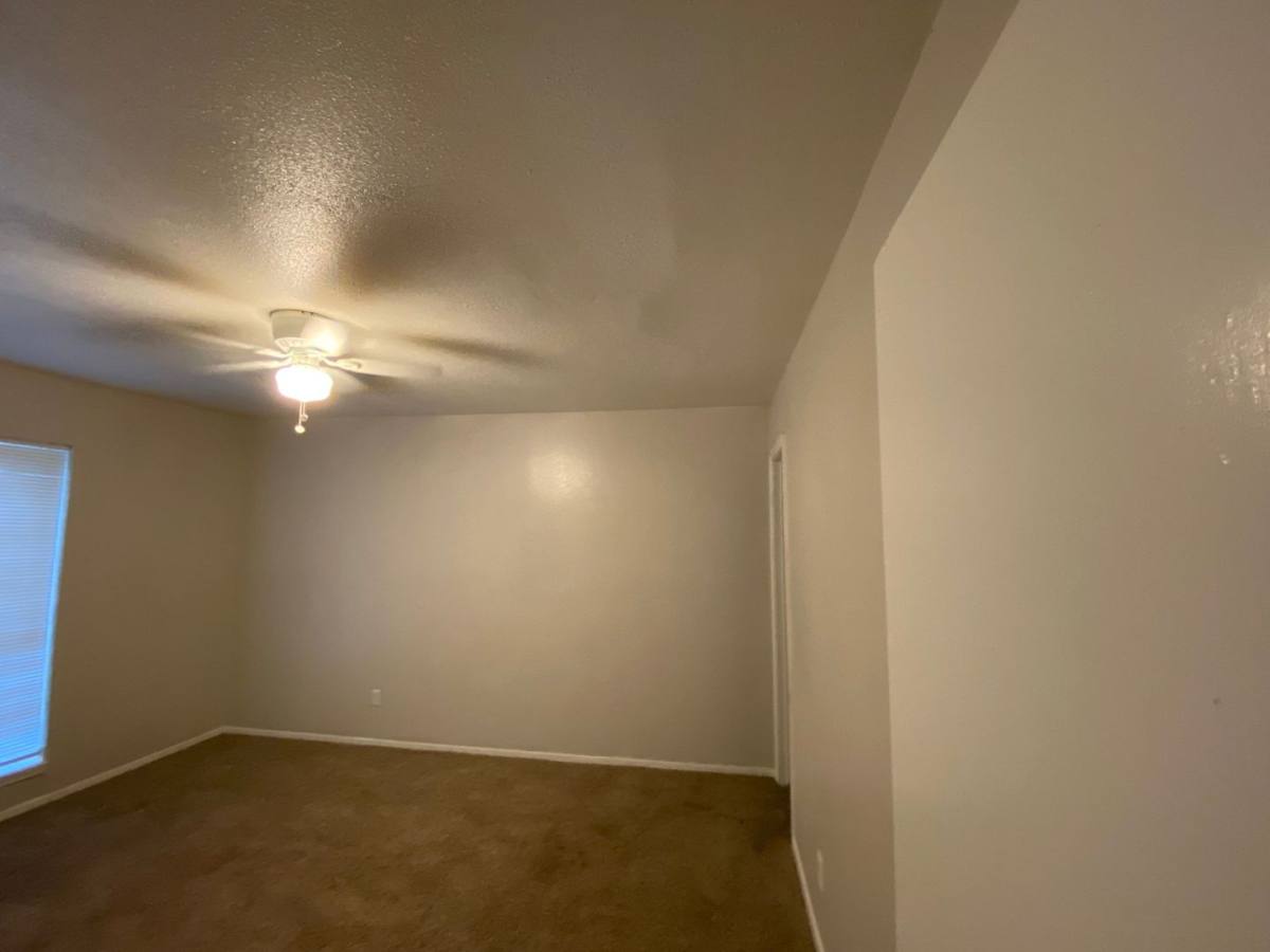 Apartment for rent at 1004 Allena Dr, San Antonio, TX 78213