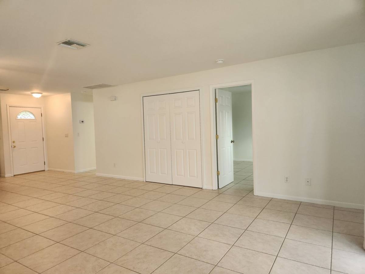 House for rent at 1623 SW Santa Barbara Place, Cape Coral, FL 33991