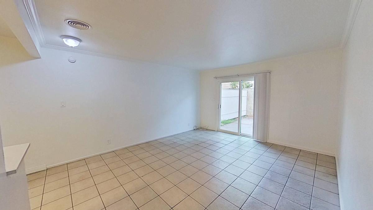 Townhouse for rent at 443 W Valencia Dr, Fullerton, CA 92832