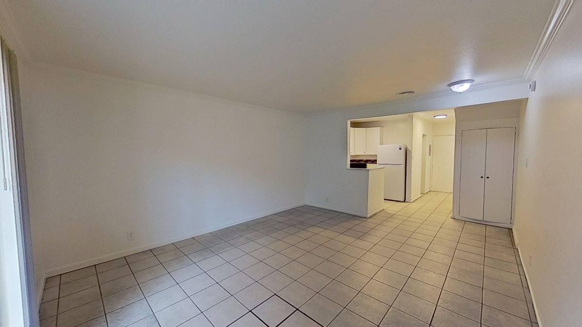 Townhouse for rent at 443 W Valencia Dr, Fullerton, CA 92832