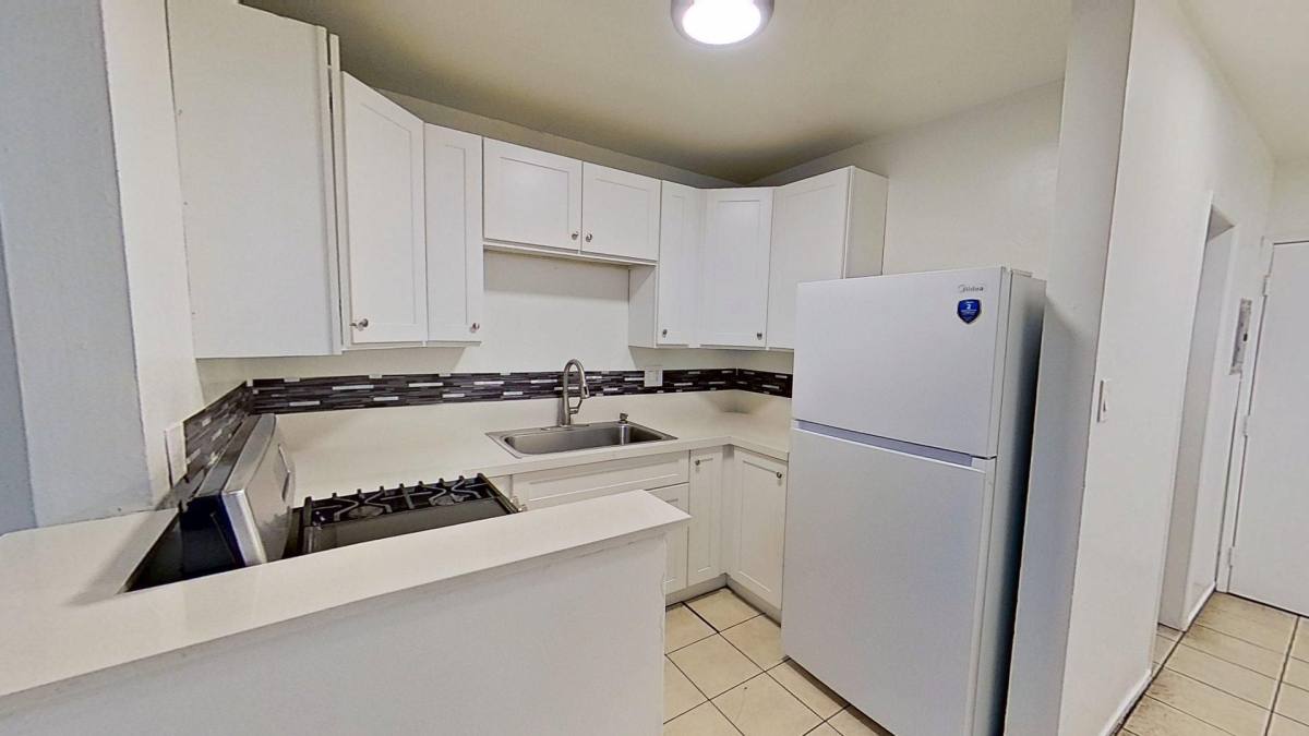 Townhouse for rent at 443 W Valencia Dr, Fullerton, CA 92832